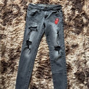Men’s Stylish Gray Distressed Embroidered Jeans